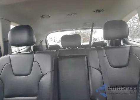 2020 Kia Telluride S z USA, uszkodzony, nr VIN 5XYP6DHC5LG056355